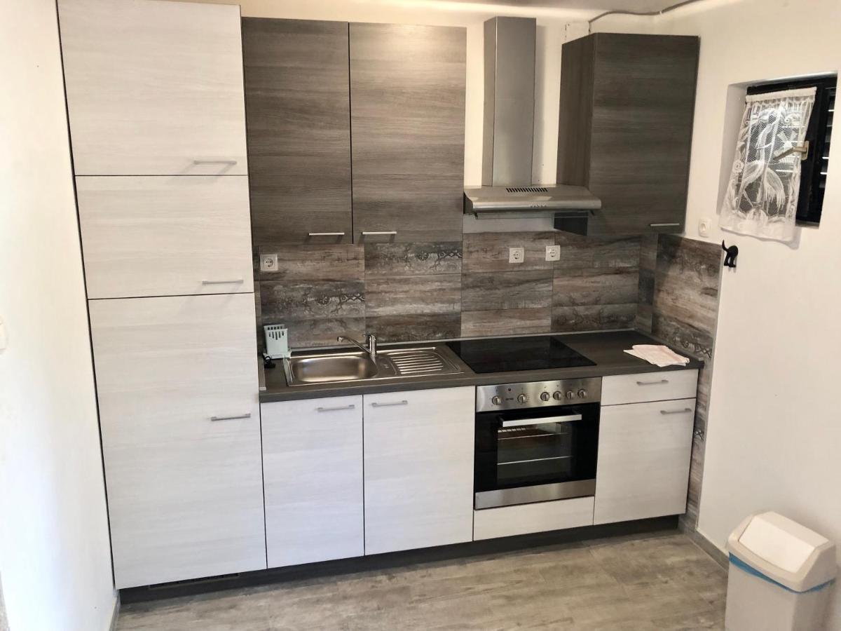 Guesthouse Vila Ruzmarin Ždrelac المظهر الخارجي الصورة