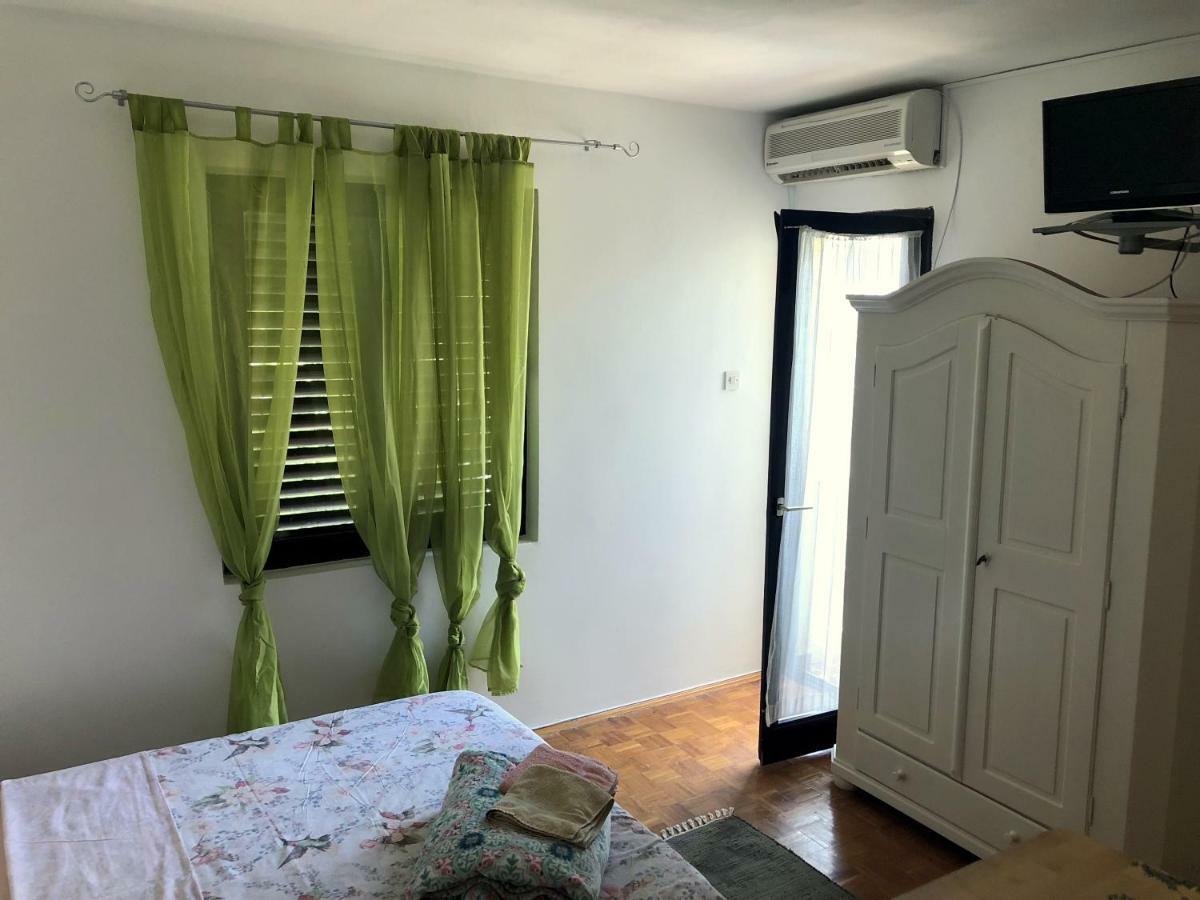 Guesthouse Vila Ruzmarin Ždrelac المظهر الخارجي الصورة